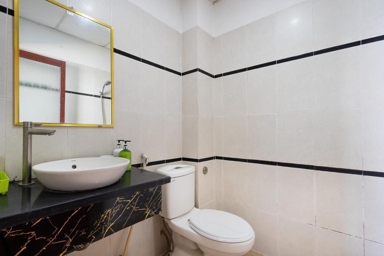 Super Oyo 1160 Hai Phong Hotel ホーチミン市 エクステリア 写真